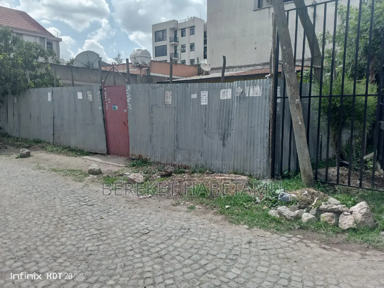 3bdrm Penthouse in አዲስ አበባ, Nifas Silk-Lafto for sale