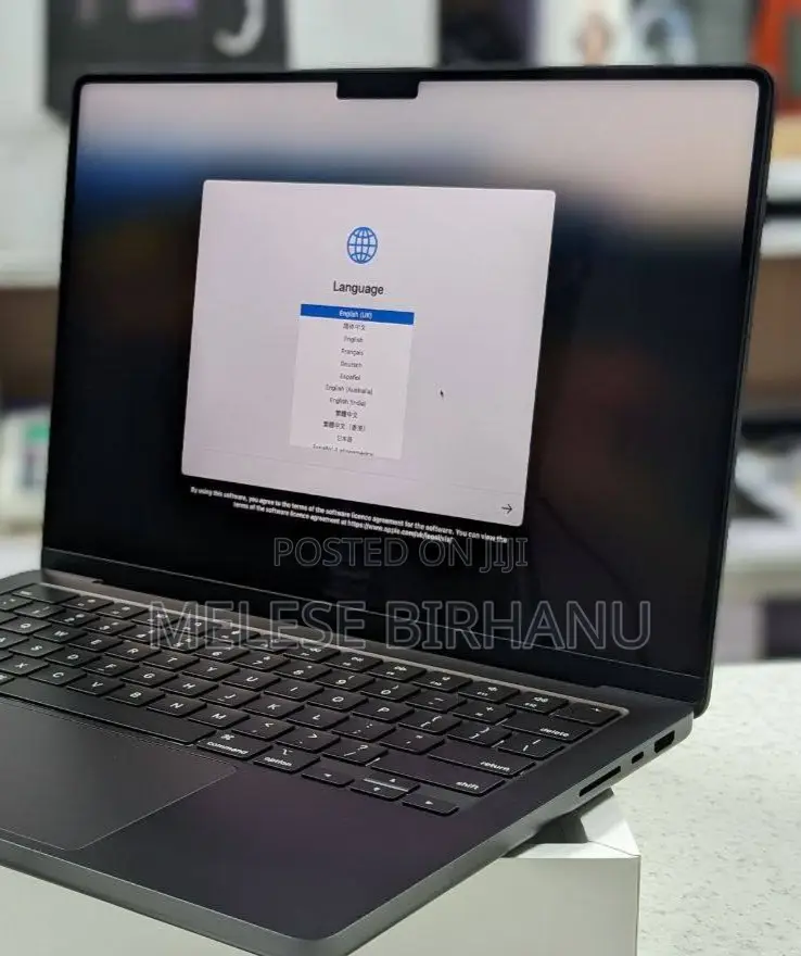 New Laptop Apple MacBook Pro 2023 M3 14-inch 18GB Apple M3 SSD 1T