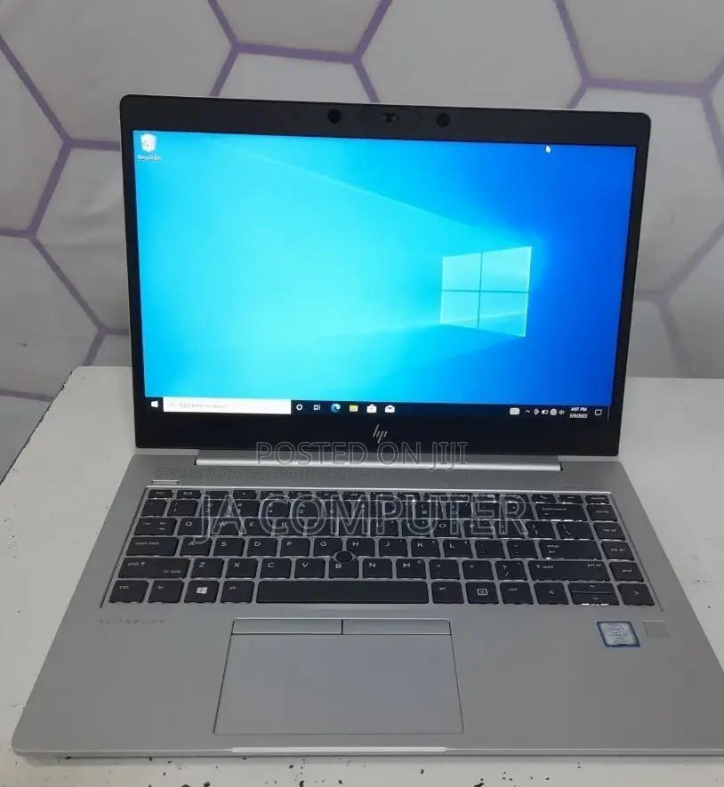 New Laptop HP EliteBook 830 G5 8GB Intel Core I5 SSD 512GB