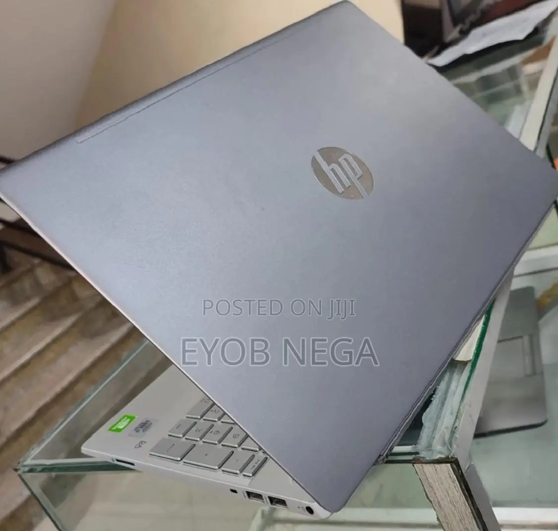 New Laptop HP Pavilion 15 8GB Intel Core I7 SSD 1T