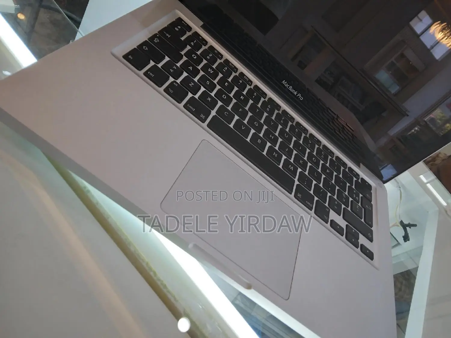New Laptop Apple MacBook Pro 2012 8GB Intel Core I5 SSD 256GB