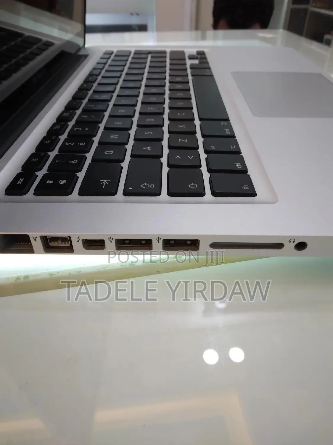New Laptop Apple MacBook Pro 2012 8GB Intel Core I5 SSD 256GB