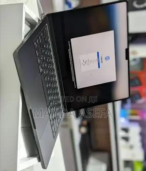 New Laptop Apple MacBook Pro 18GB Apple M3 SSD 1T