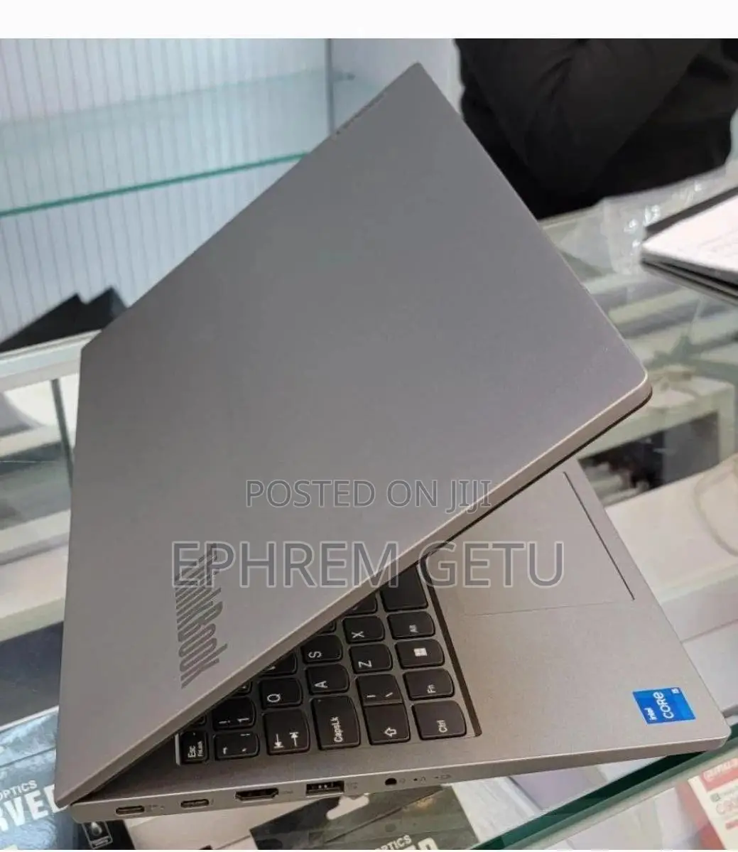 New Laptop Lenovo ThinkBook 15 8GB Intel Core i5 SSD 512GB