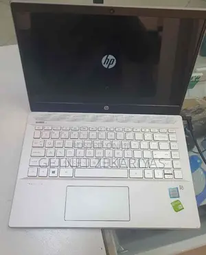 New Laptop HP Pavilion 14 8GB Intel Core I5 SSD 256GB