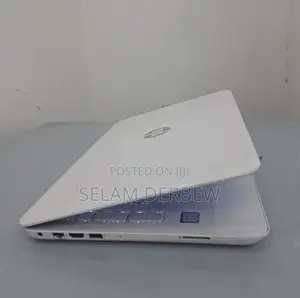 New Laptop HP Pavilion 10 8GB Intel Core I5 HDD 1T