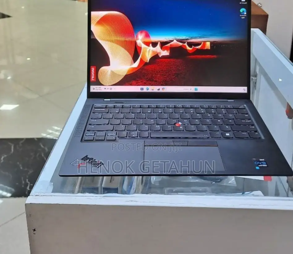 New Laptop Lenovo ThinkPad X1 Carbon 16GB Intel Core I7 SSD 512GB