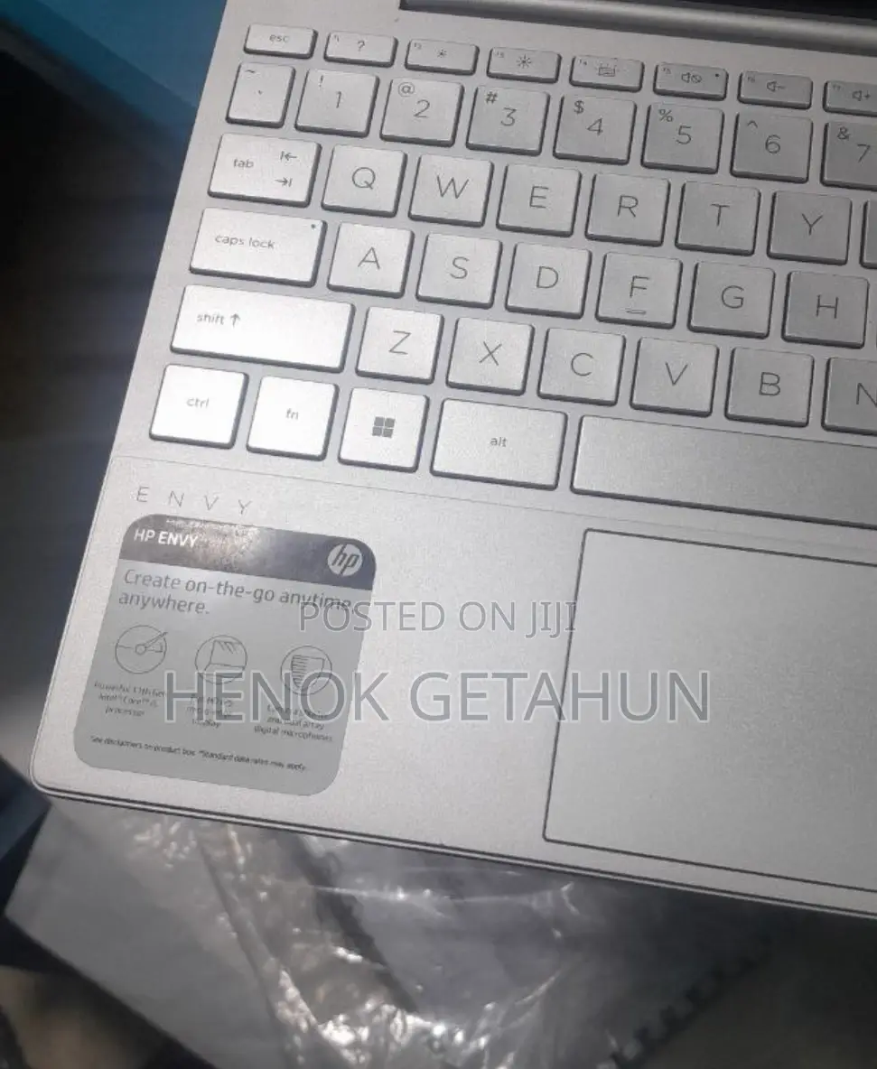 New Laptop HP Envy X360 16GB Intel Core I5 SSD 512GB