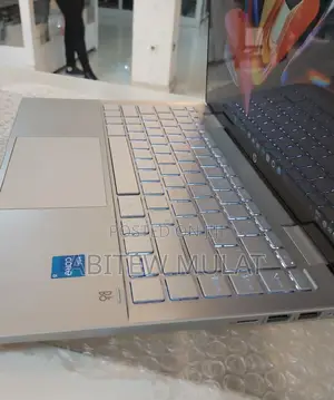 New Laptop HP Pavilion 14 8GB Intel Core I5 SSD 512GB