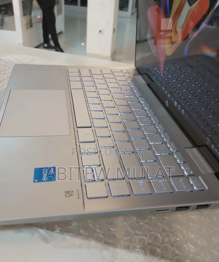 New Laptop HP Pavilion 14 8GB Intel Core I5 SSD 512GB