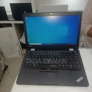 Laptop Lenovo ThinkPad Yoga 370 8GB Intel Core I3 SSD 256GB