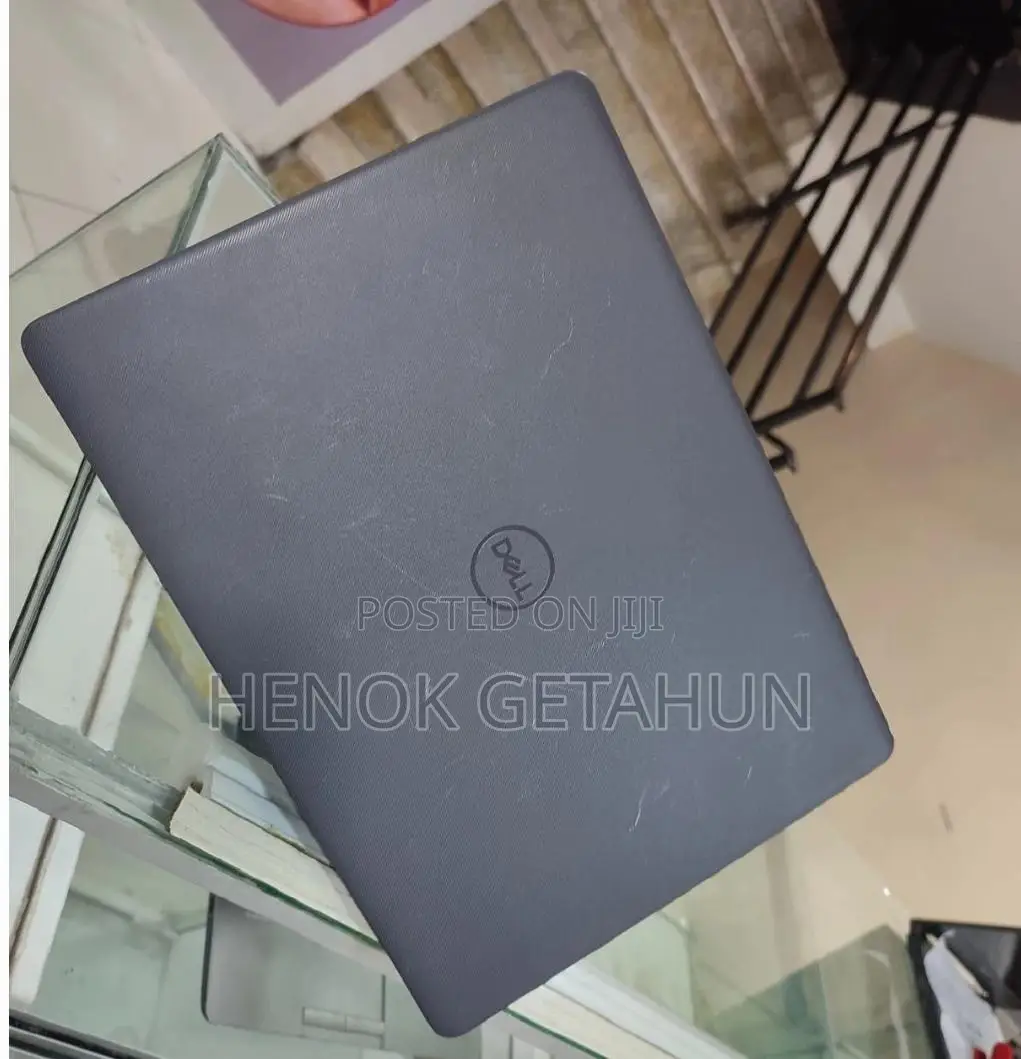 New Laptop Dell Vostro 1014 8GB Intel Core i5 SSD 256GB