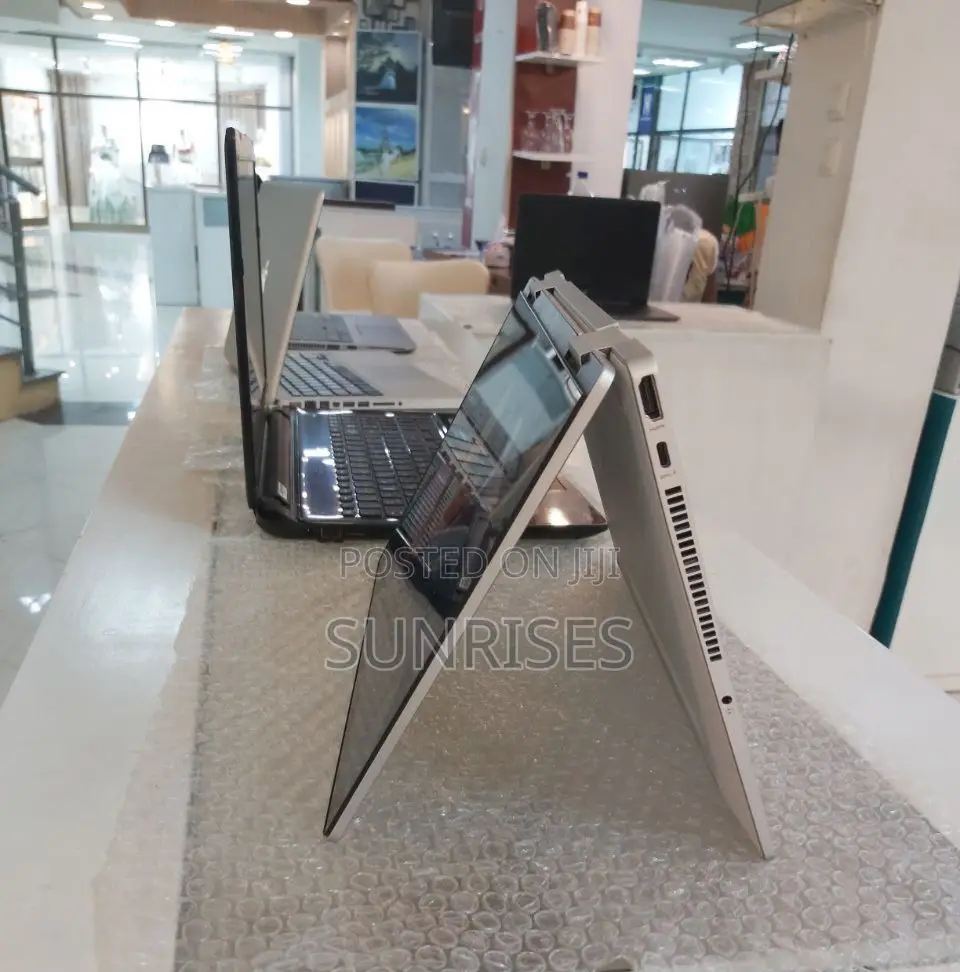 New Laptop HP Pavilion 13 8GB Intel Core I5 SSD 512GB