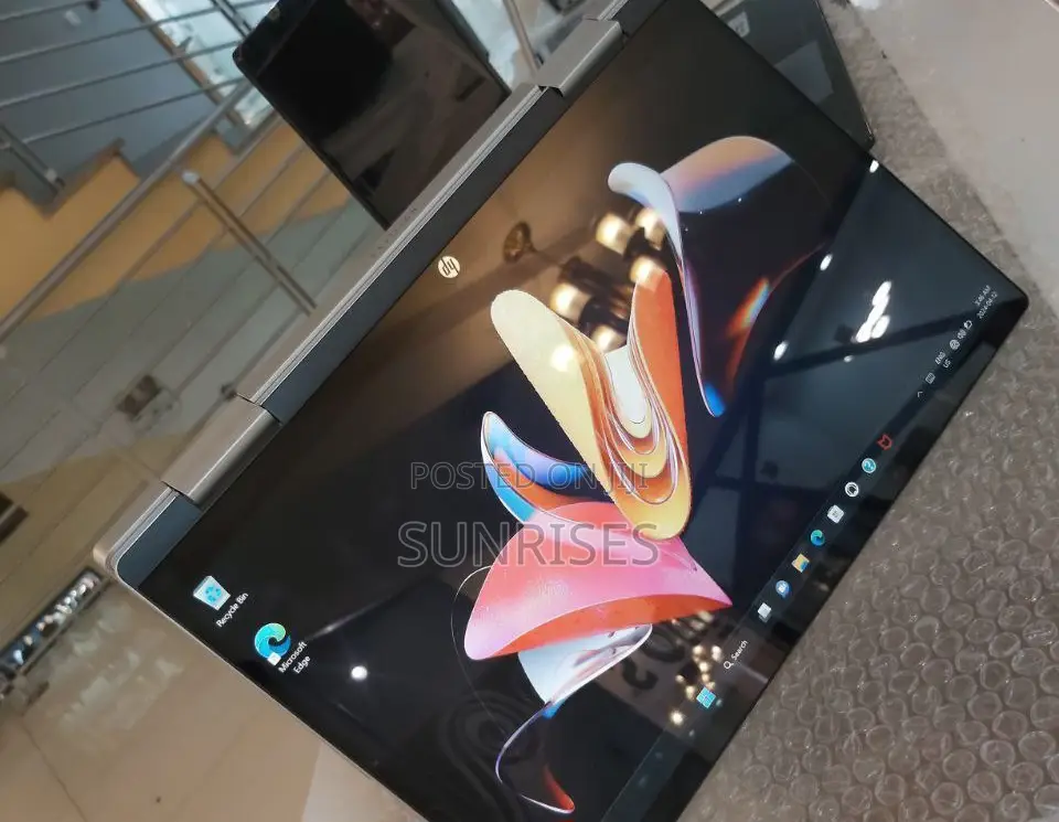 New Laptop HP Pavilion 13 8GB Intel Core I5 SSD 512GB