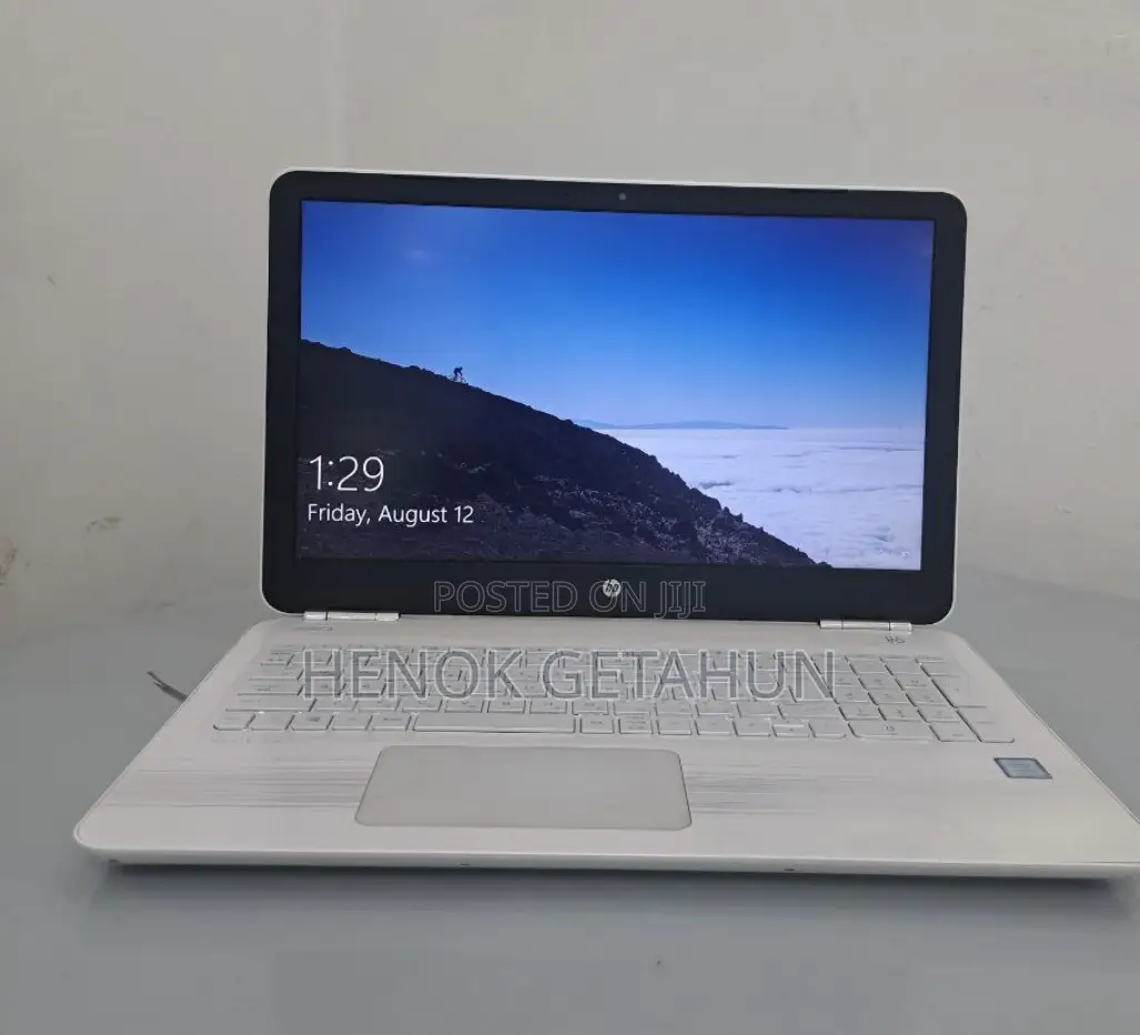 New Laptop HP Pavilion 15 8GB Intel Core I5 HDD 1T
