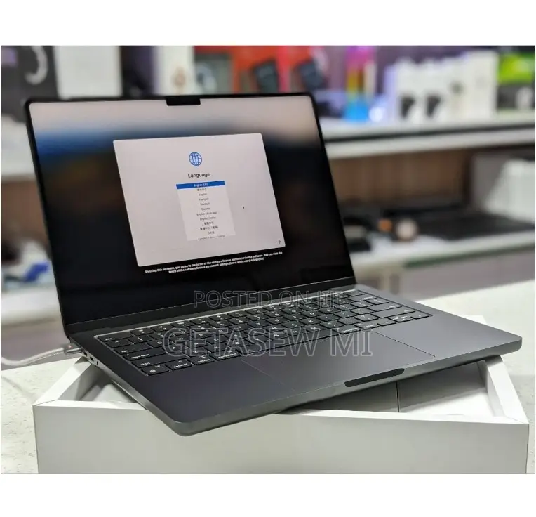 New Laptop Apple MacBook Pro 2023 M3 14-Inch 18GB Apple M3 SSD 1T