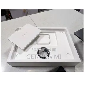 New Laptop Apple MacBook Pro 2023 M3 14-Inch 18GB Apple M3 SSD 1T