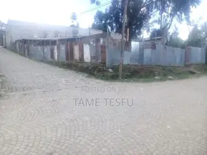 Photo - 2bdrm House in Yeka for sale