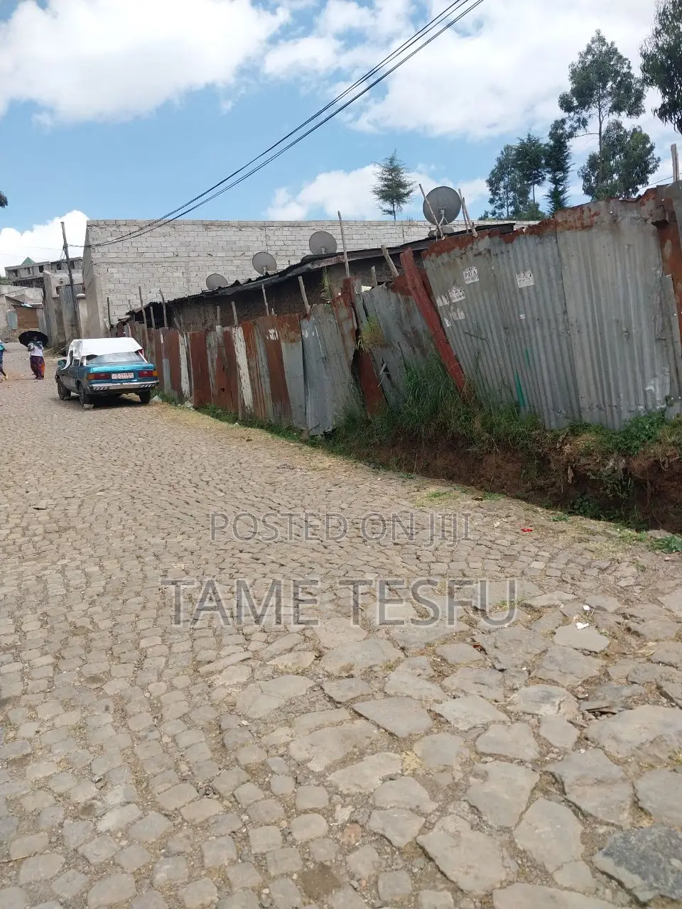 2bdrm House in Yeka for sale