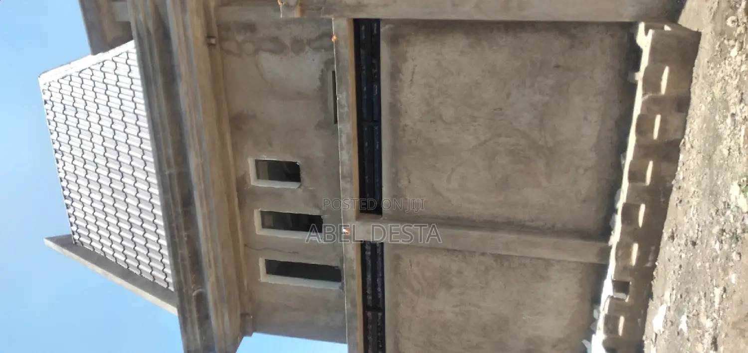 3bdrm Villa in Johar Adebabay Geba, Adama for sale