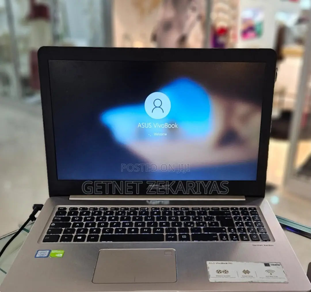 New Laptop Asus VivoBook 15 X505BA 8GB Intel Core I7 HDD 1T