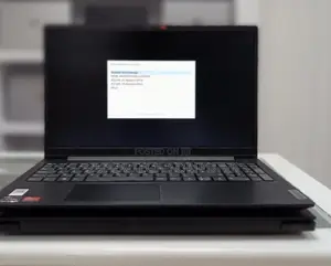 New Laptop Lenovo V15 8GB AMD Ryzen 3 SSD 256GB