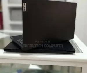 New Laptop Lenovo V15 8GB AMD Ryzen 3 SSD 256GB