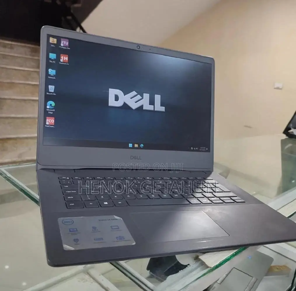 New Laptop Dell Vostro 1014 8GB Intel Core i5 SSD 256GB