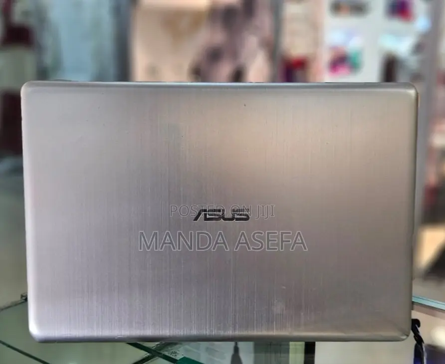 New Laptop Asus VivoBook 15 X505BA 8GB Intel Core I7 HDD 1T