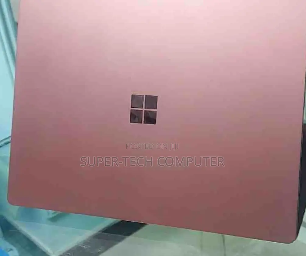 New Laptop Microsoft Surface Laptop 2 8GB Intel Core I5 SSD 256GB