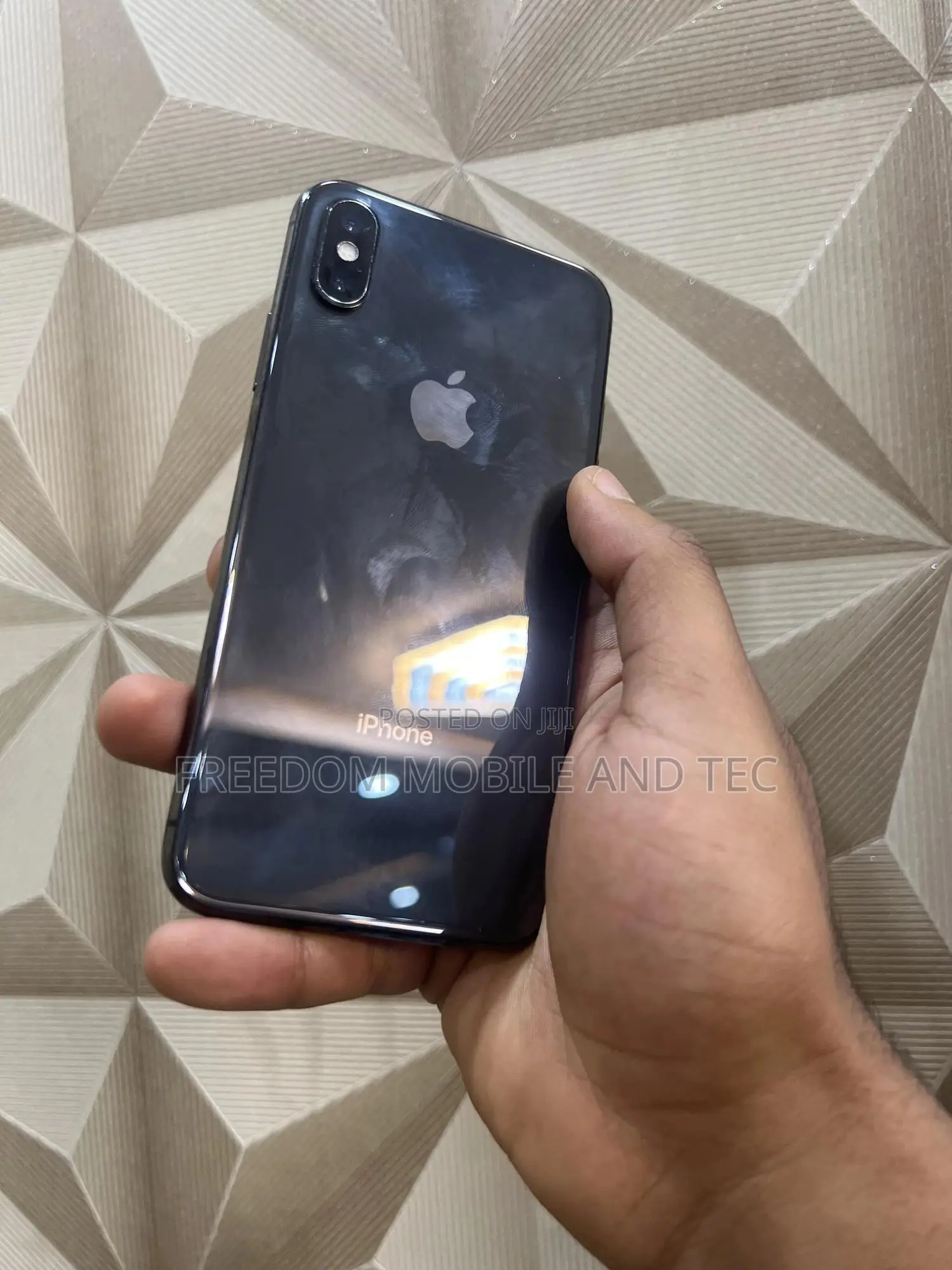 Apple iPhone X 64 GB