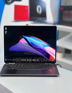 New Laptop HP Spectre 16GB Intel Core I7 SSD 1T