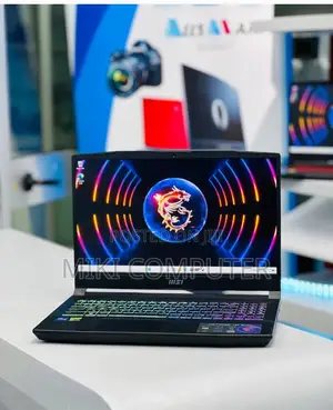 New Laptop MSI Katana 15 16GB Intel Core i7 SSD 512GB