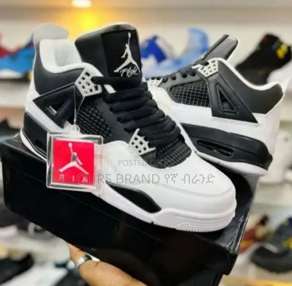 High Master Quality Luxurious Air Jordan 4 Retro Sneakers Sh