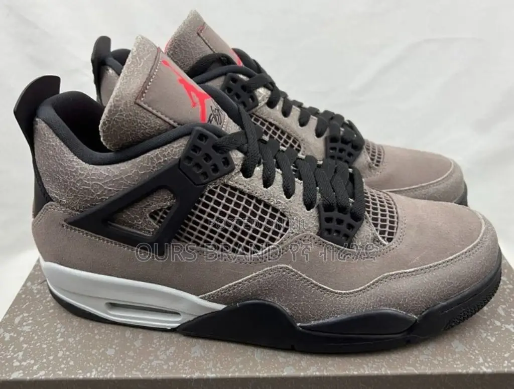 High Master Quality Luxurious Air Jordan 4 Retro Sneakers Sh