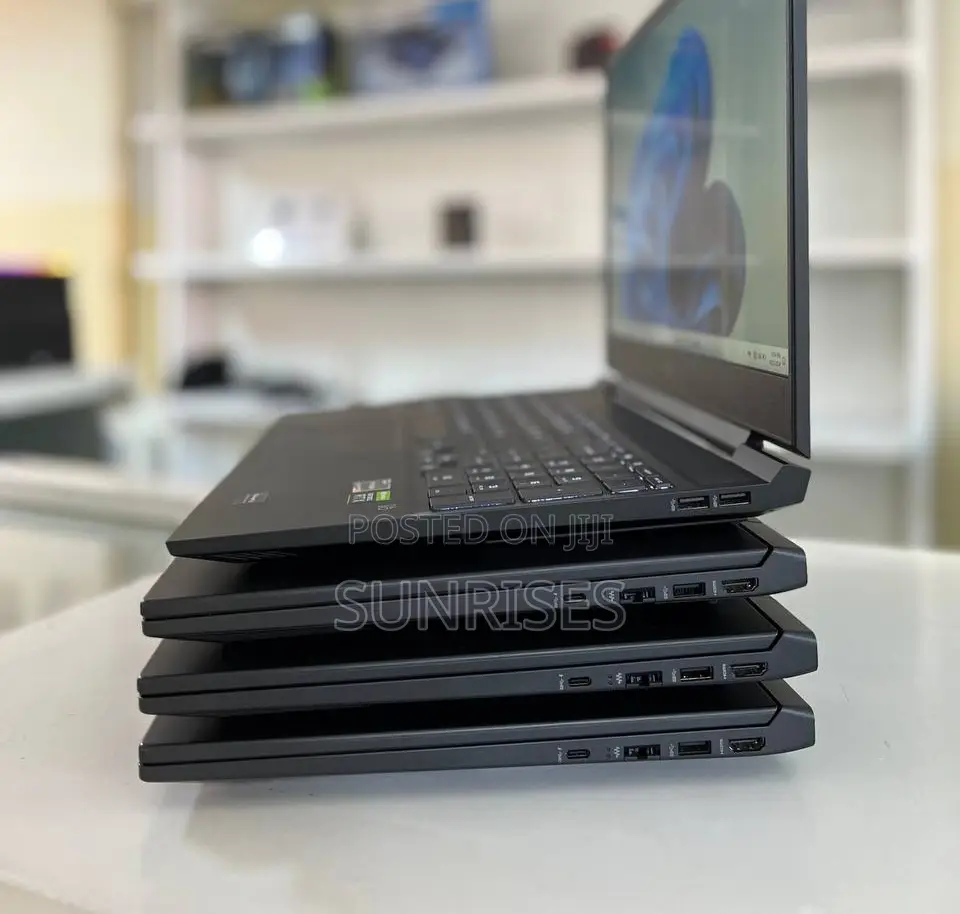 New Laptop HP Victus 16 16GB AMD Ryzen 5 SSD 512GB
