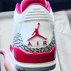 Photo - High Master Quality Luxurious Air Jordan 3 Sneakers High