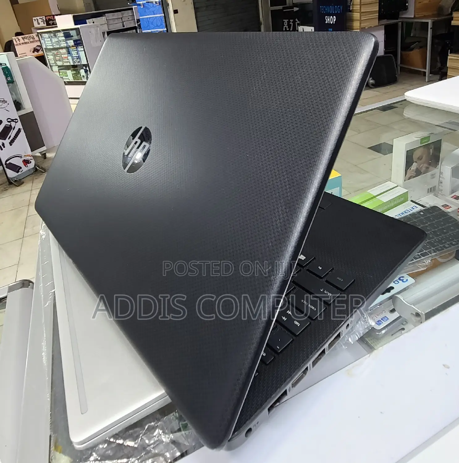 Laptop HP 15-Da2933nia 16GB Intel Core I5 HDD+SSD 1T