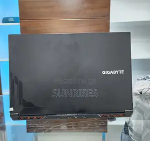 Photo - New Laptop Gigabyte AORUS 17X 16GB Intel Core I7 SSD 512GB