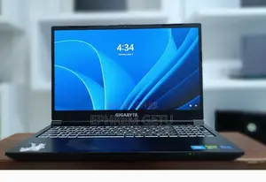 New Laptop Gigabyte AERO 15 16GB Intel Core I7 SSD 512GB