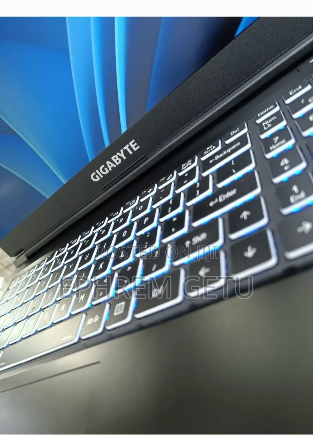 New Laptop Gigabyte AERO 15 16GB Intel Core I7 SSD 512GB