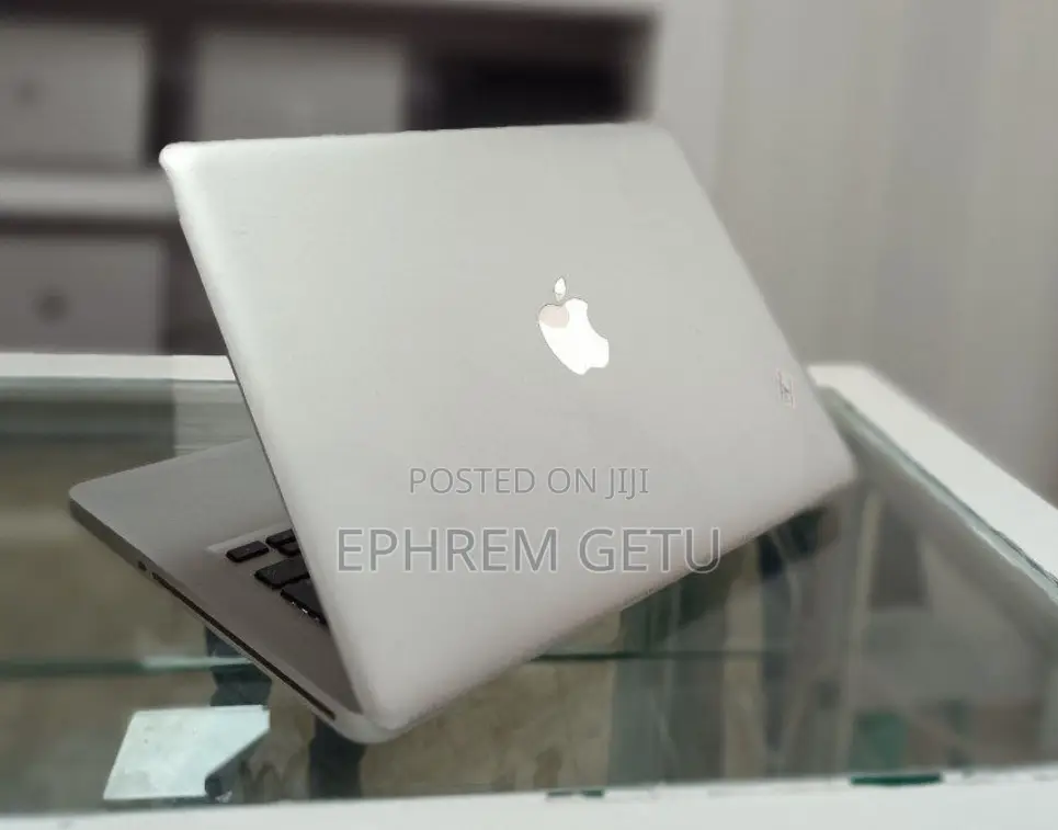 New Laptop Apple MacBook 2010 4GB Intel Core 2 Duo HDD 320GB