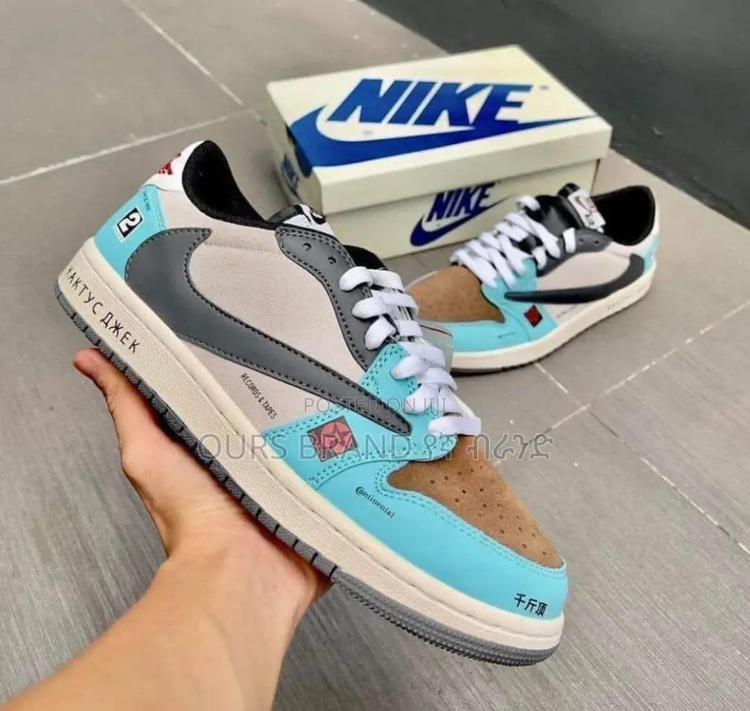 Luxurious Master Quality Jordan1 Low Cut Sneakers