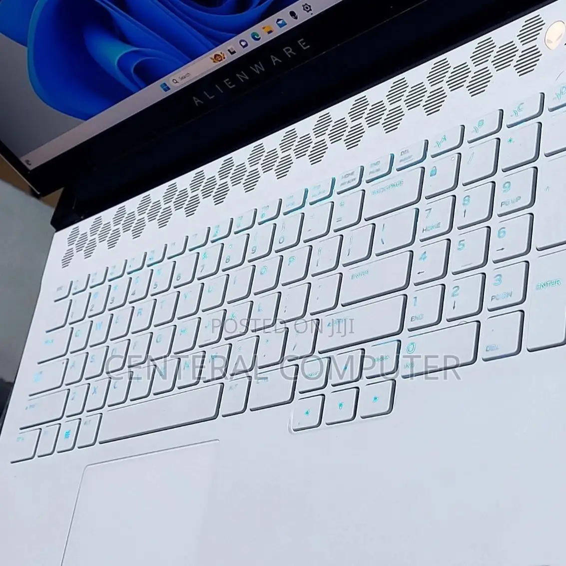 New Laptop Alienware Area-51m 16GB Intel Core I7 SSD 512GB