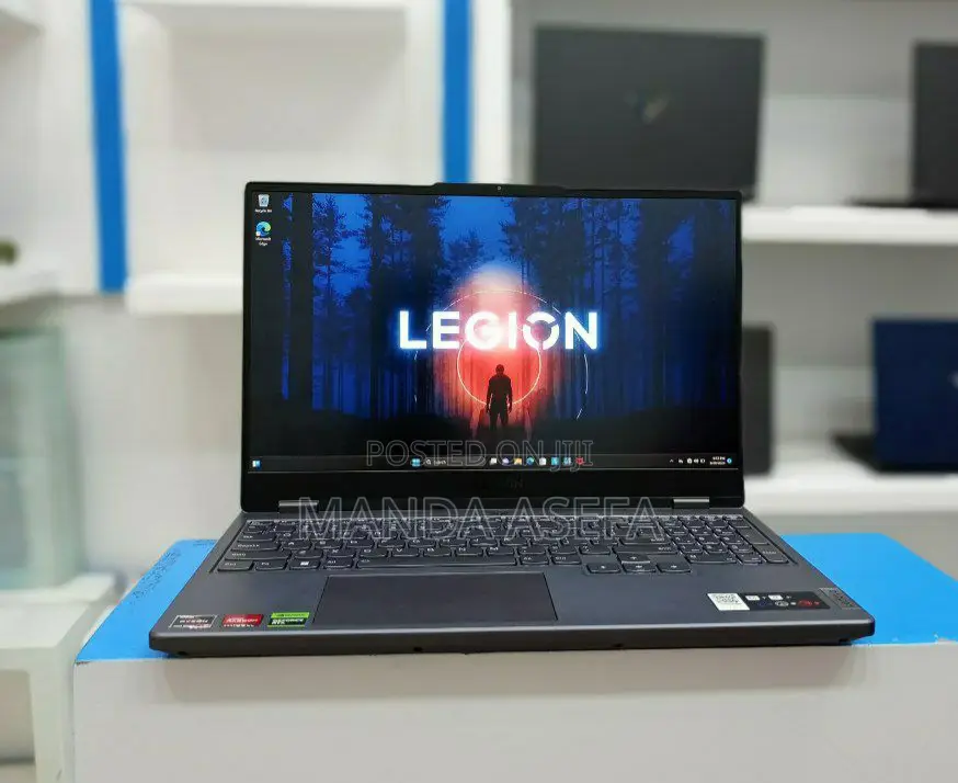 New Laptop Lenovo Legion 5 16GB AMD Ryzen 7 SSD 512GB