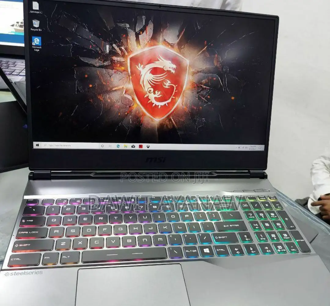 New Laptop MSI 16GB Intel Core I7 SSD 512GB