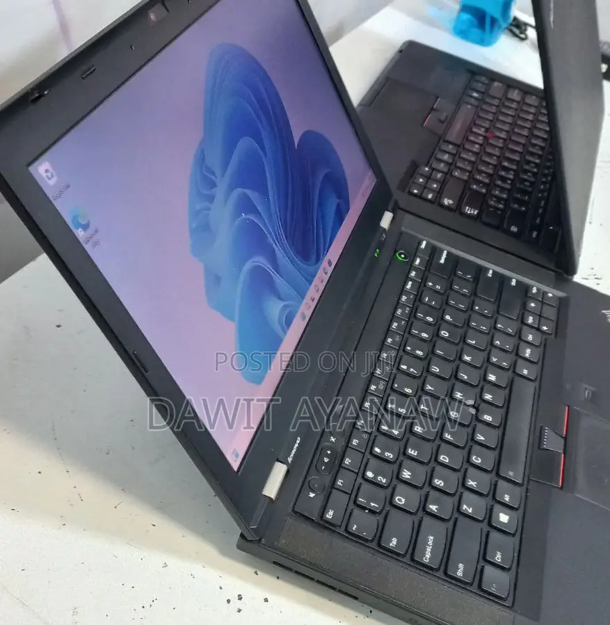 New Laptop Lenovo 4GB Intel Core I5 HDD 500GB