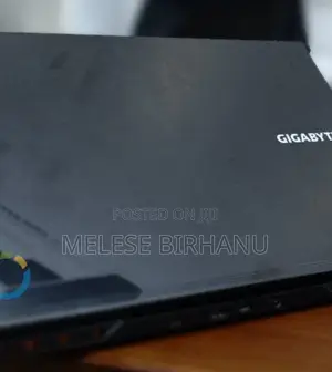 New Laptop Gigabyte AERO 15 16GB Intel Core I7 SSD 512GB