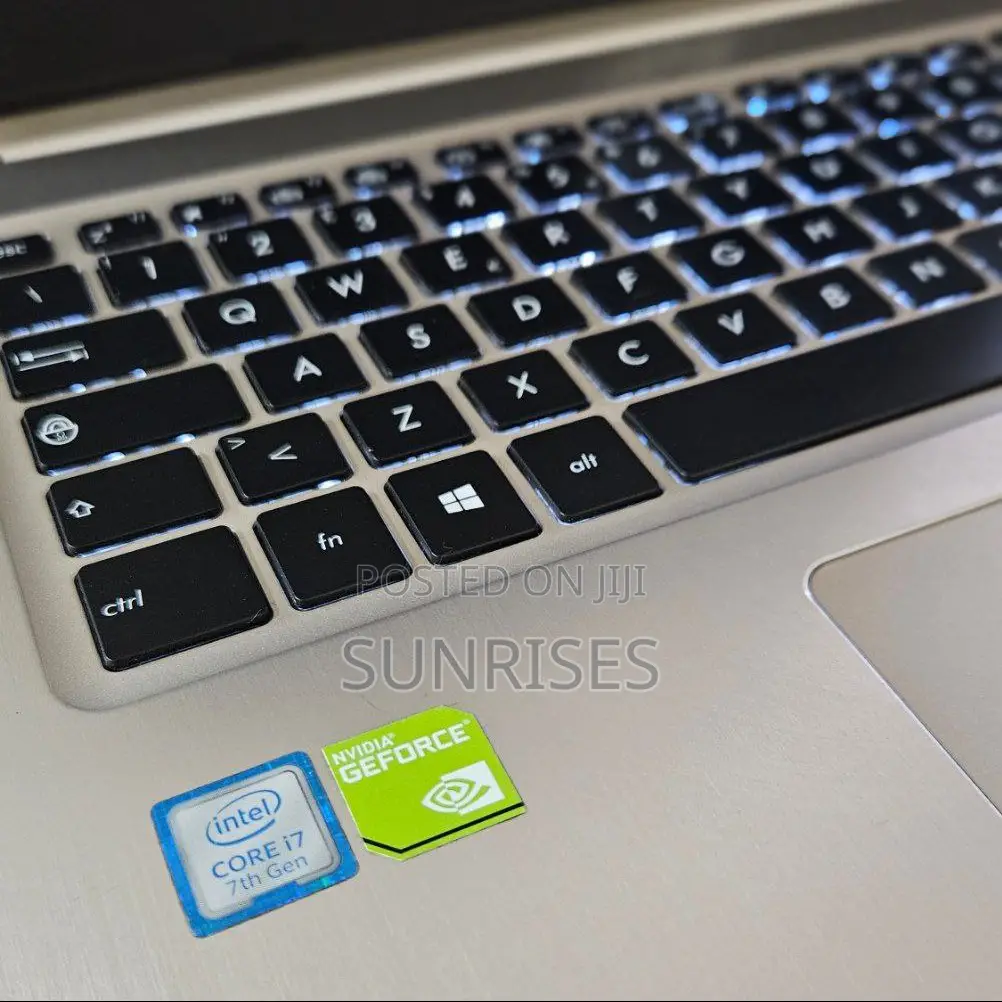 New Laptop Asus VivoBook 15 X505BA 8GB Intel Core I7 HDD 1T