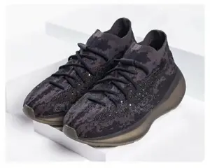 High Master Quality Luxurious Adidas Yezzy Casual Wear Shoe